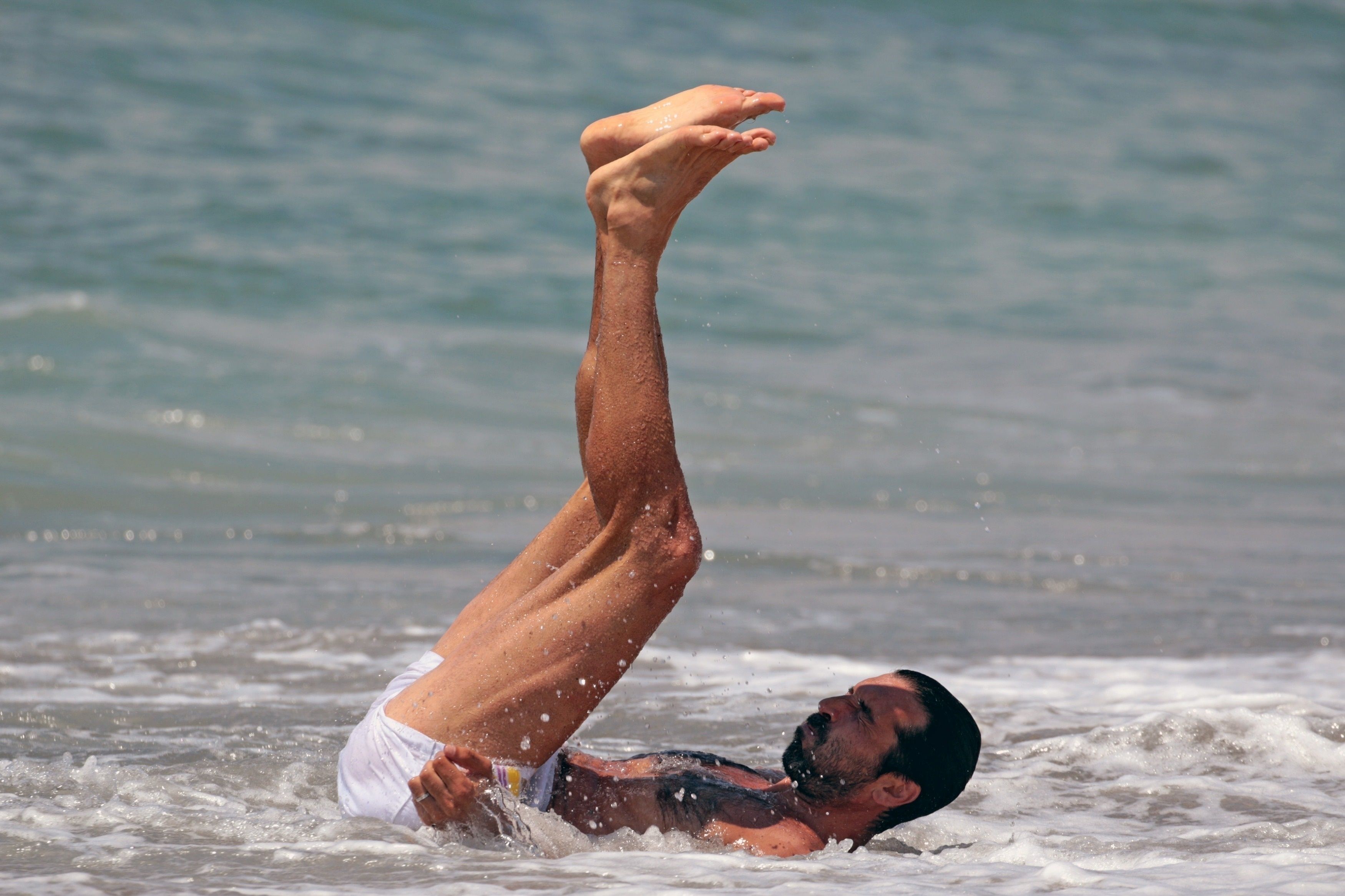 Gianluigi Buffon s-a bronzat pe Riviera italiană, după ce a semnat pentru PSG / GALERIE FOTO