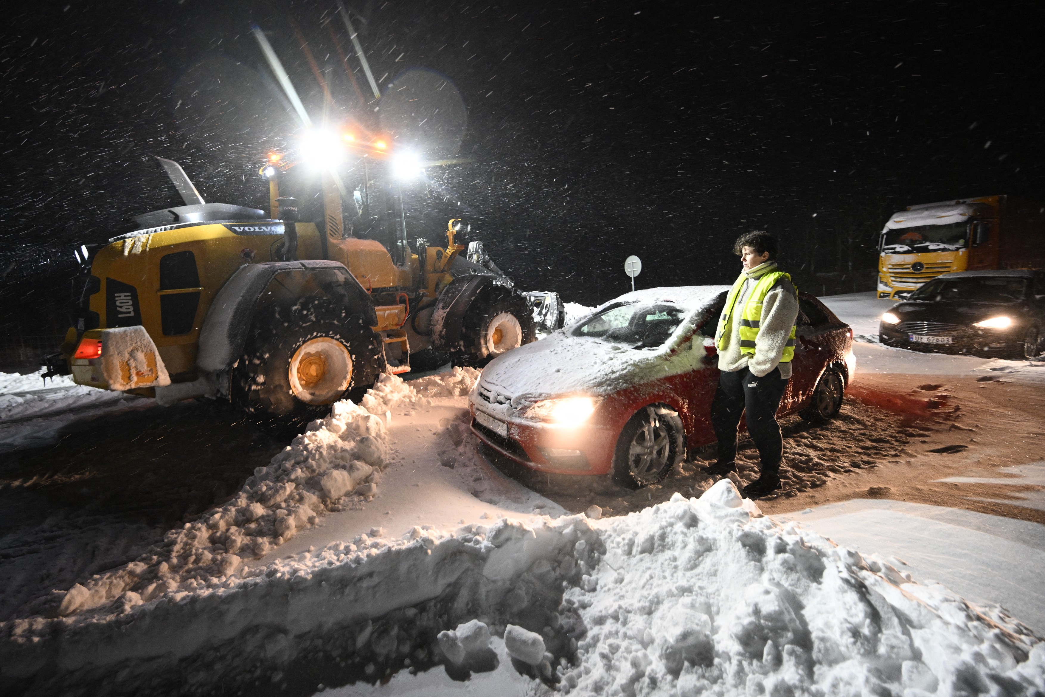 Val de frig extrem în nordul Europei: temperaturi de minus 40 de grade Celsius. Ravagii în vestul continentului în urma unor furtuni