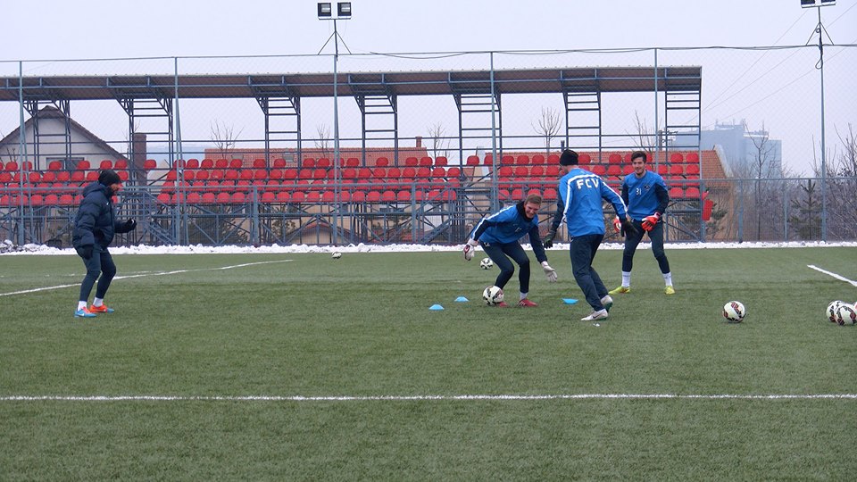 Hagi pregătește intens meciul cu Rapid, pentru a nu intra în hora retrogradării / FOTO&VIDEO