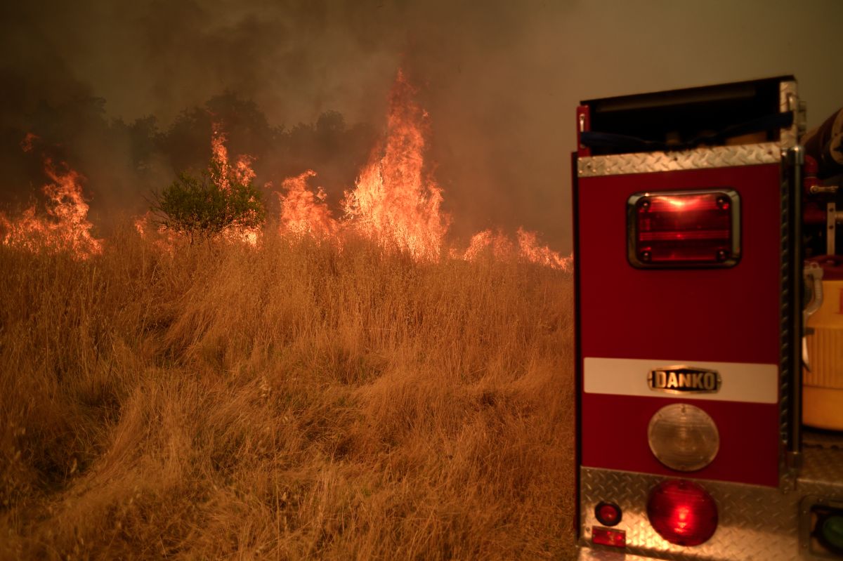 A fost decretată “stare de dezastru major” în California. Statul american e devastat de incendii