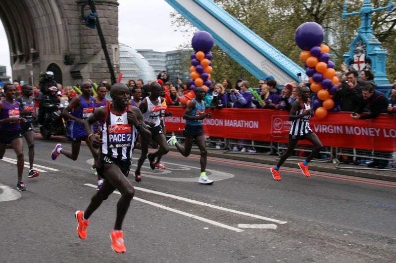 Etiopiencele și kenyenii, cei mai tari la Maratonul Londrei. Paula Radcliffe, în lacrimi / FOTO