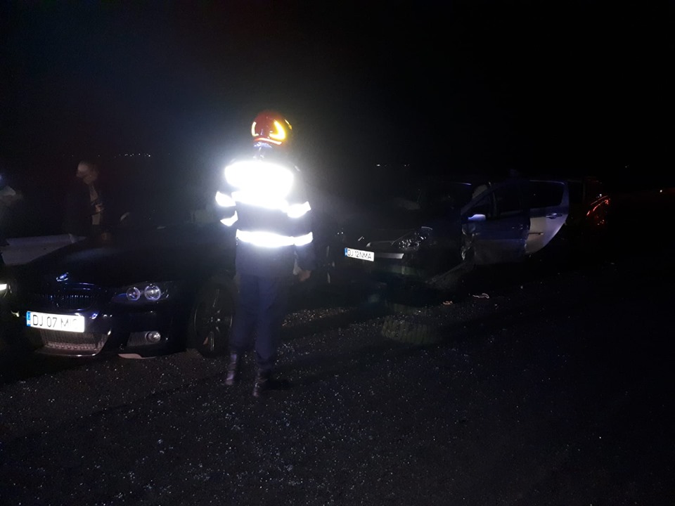 Accident rutier cu 12 victime în Caransebeș. A fost activat Planul Roșu