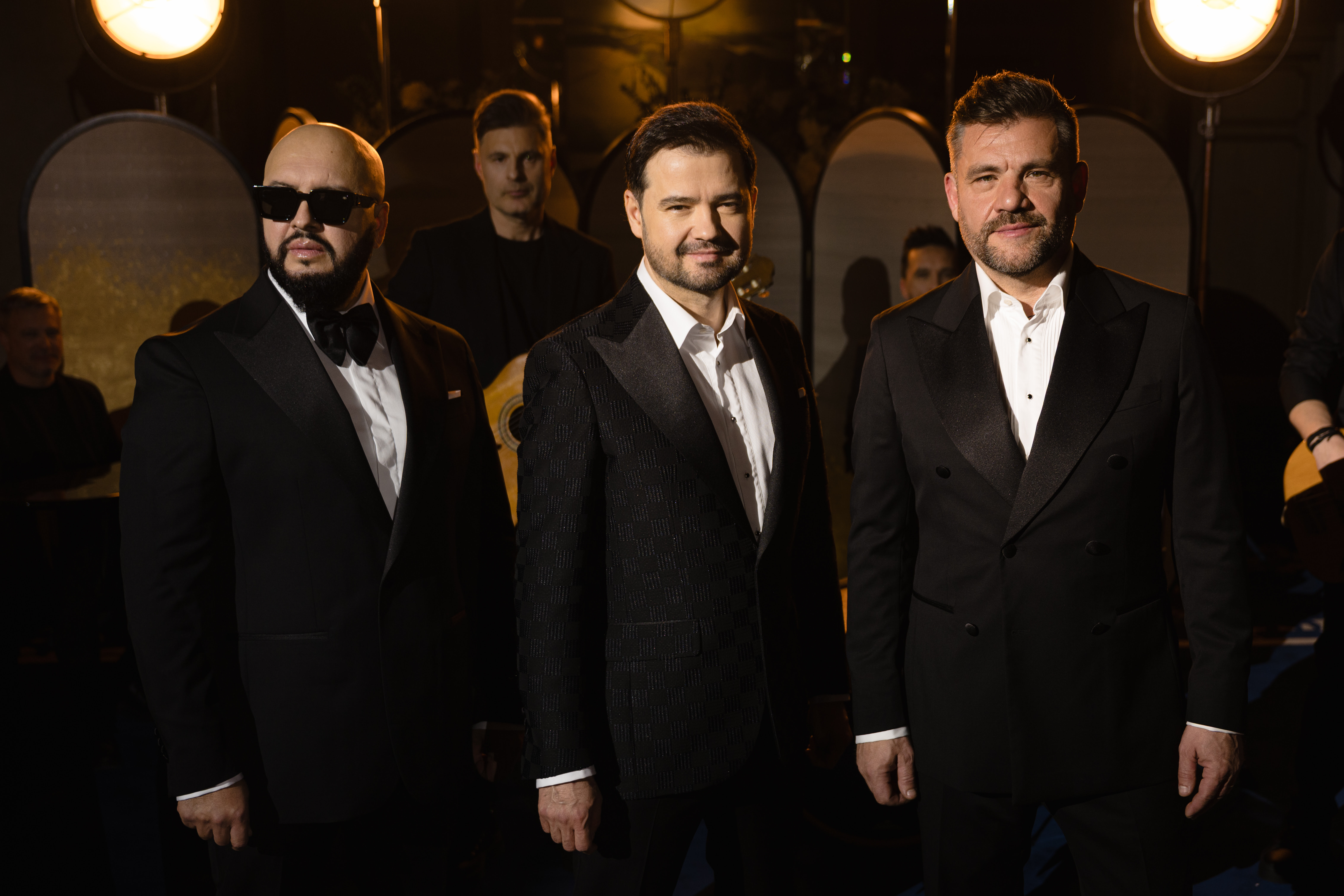 Anunțul făcut de Andra la cinci ani după ce a lansat o melodie cu 3 Sud Est. Ce decizie a luat artista: „Un sărut cât o viață”