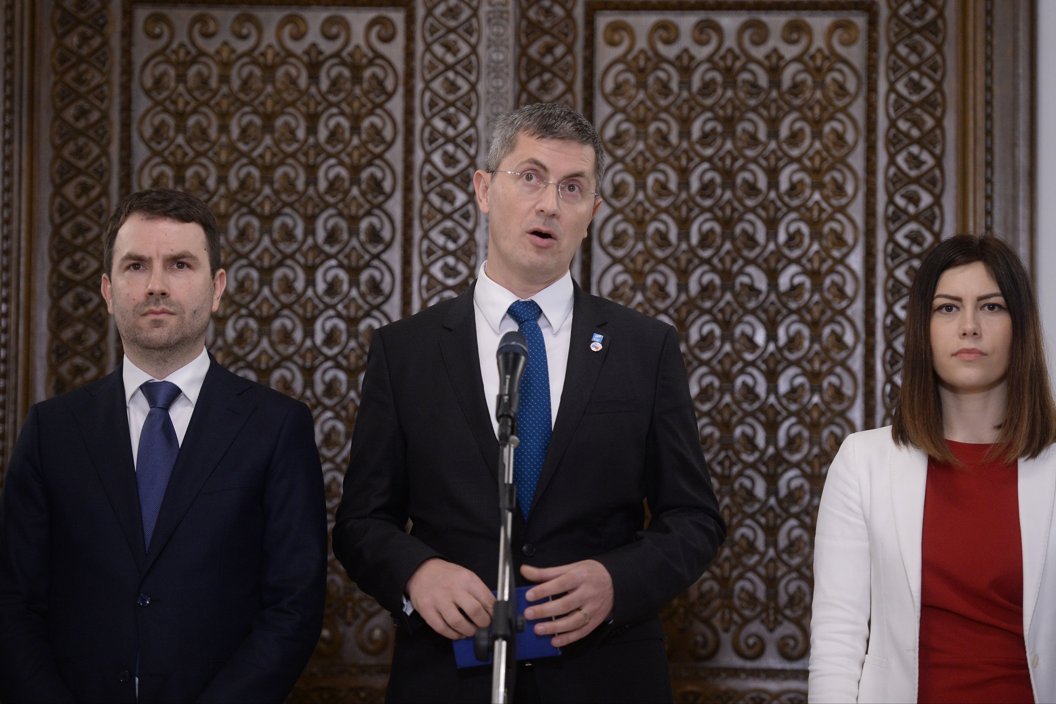 Cătălin Drulă, al doilea președinte demisonar al USR în tot atâția ani. Cariera politică