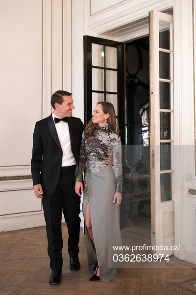 Fostul Principe Nicolae și soția lui, ședință foto spectaculoasă. Ipostazele în care nu au mai fost văzuți