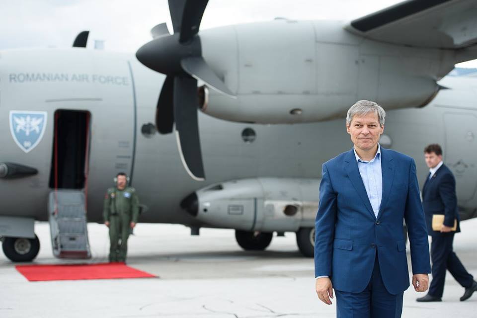 Atunci și Acum | Dacian Cioloș, inginerul agronom ajuns șef al Executivului, în prima guvernare tehnocrată a României