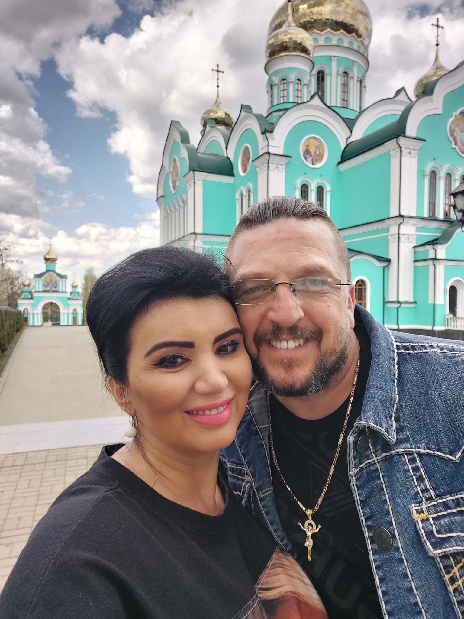 Adriana Bahmuțeanu nu a vrut să stea cu soacra în casă: „Tu crezi că aș fi stat cu tine? Ne scoteam ochii”. Mama lui George Restivan a reacționat