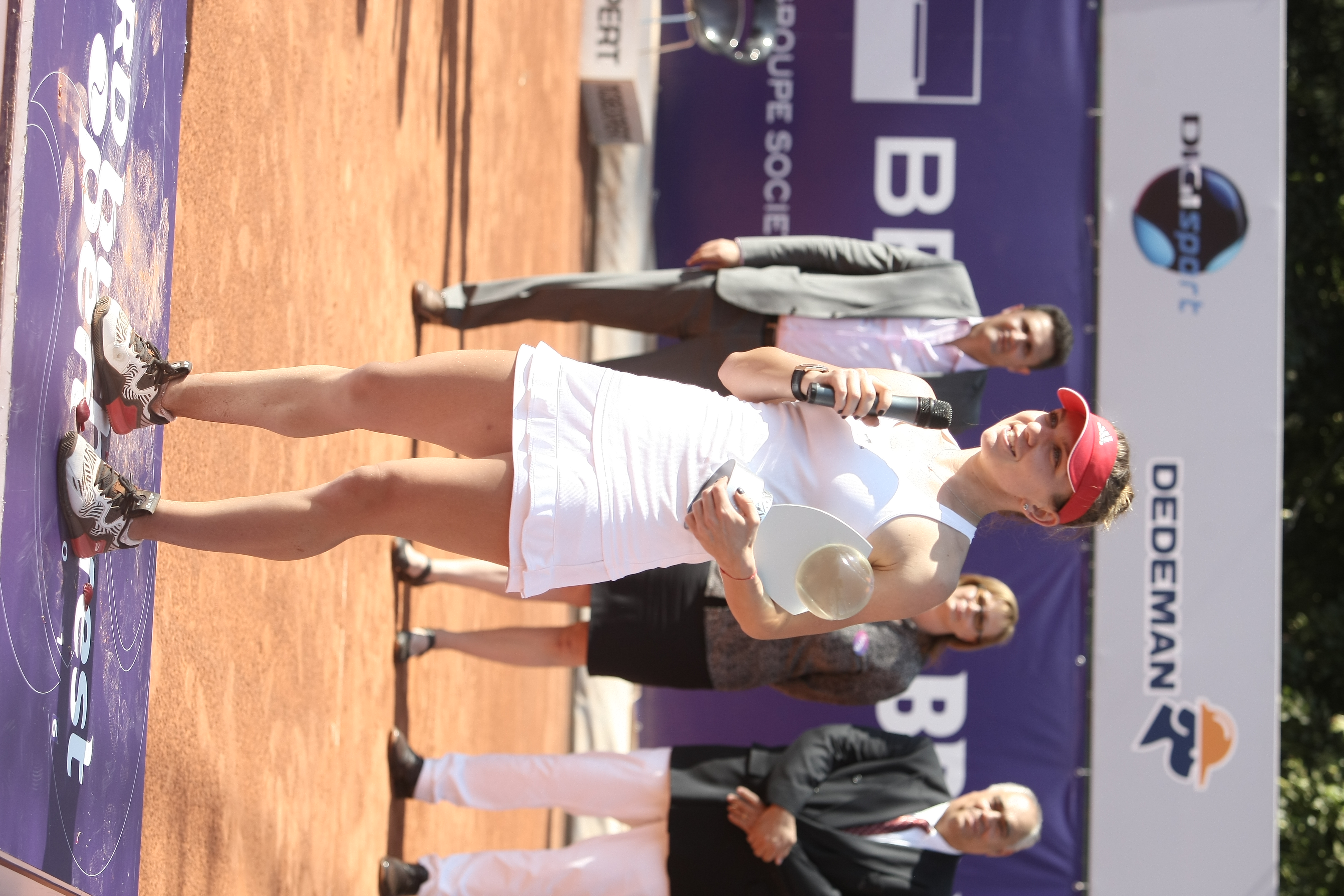 Simona Halep, după ce a câștigat BRD Bucharest Open: ”Am jucat cu drag”. Cum a fost primită după anunțul despre Rio | FOTO
