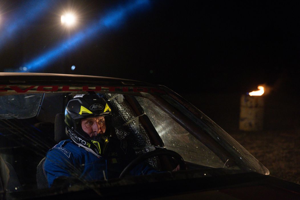 Nicolae Drăghici, cascadorul de 72 de ani, a primit Golden Buzz la „Românii au talent”. Momentul său va intra în istoria show-ului de la PRO TV