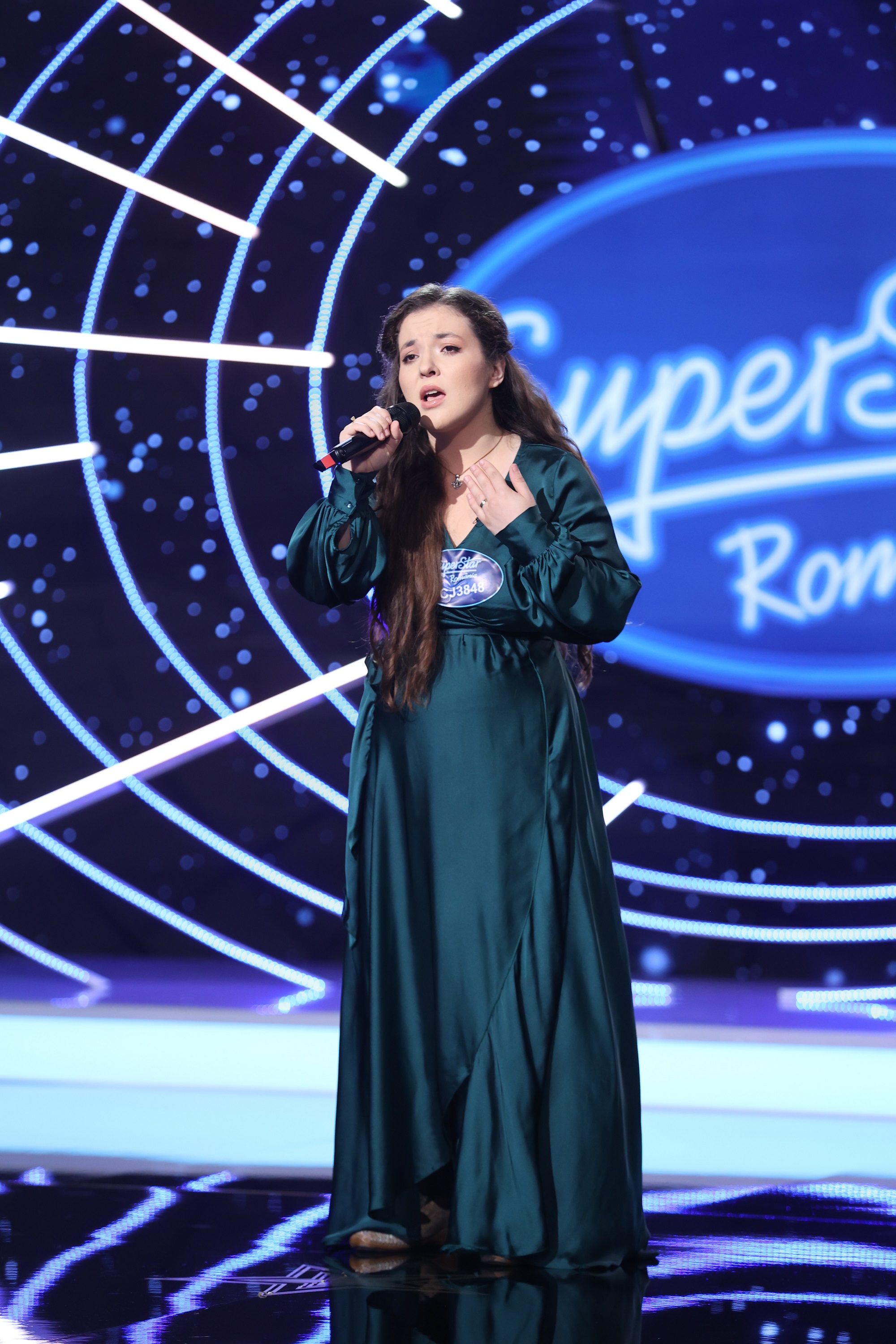 „SuperStar România”- sezonul 1. S-a încheiat etapa semifinalelor și urmează live-urile
