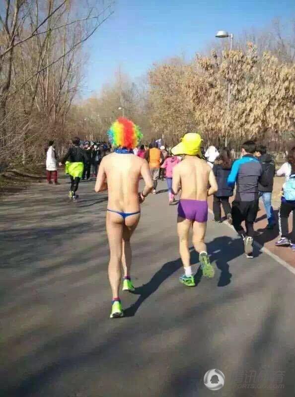 Chinezii fac lucruri trăsnite. Dan Petrescu și Budescu au rămas mască / GALERIE FOTO
