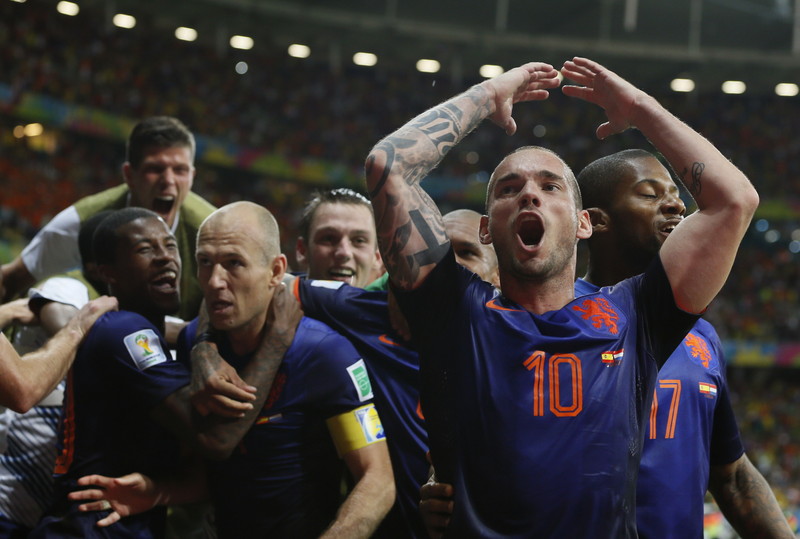 VIDEO / CM 2014: SPANIA - OLANDA 1-5. Campioana mondială, umilită!