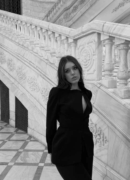 Unde studiază fiica lui Gică Popescu acum, după ce a absolvit facultatea în Barcelona. Maria nu s-a întors în România