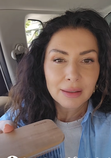 Ce are Carmen Brumă în geantă la un drum lung cu mașina. Vedeta le-a arătat tuturor ce mănâncă pentru a se menține în formă. „Fără merdenele, promit”