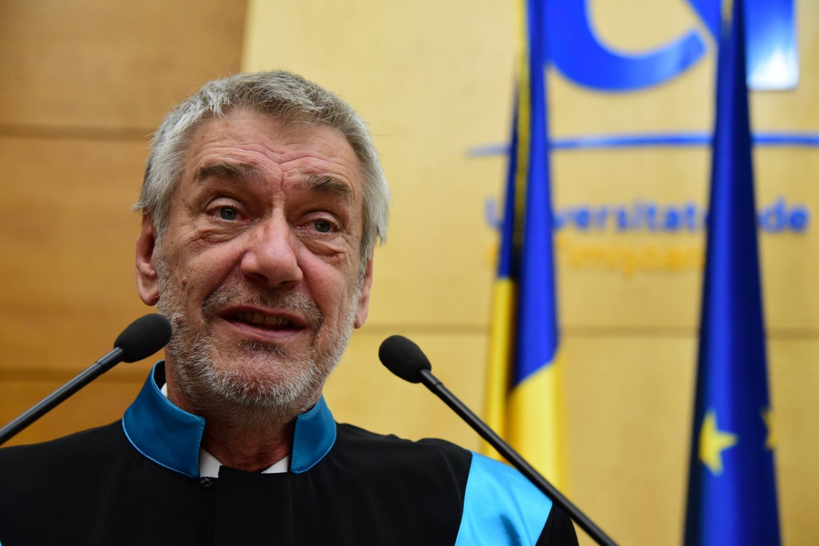 Marcel Iureș, omagiat la Timisoara. Ce le-a spus îndrăgitul actor studenților Universității de Vest/ FOTO