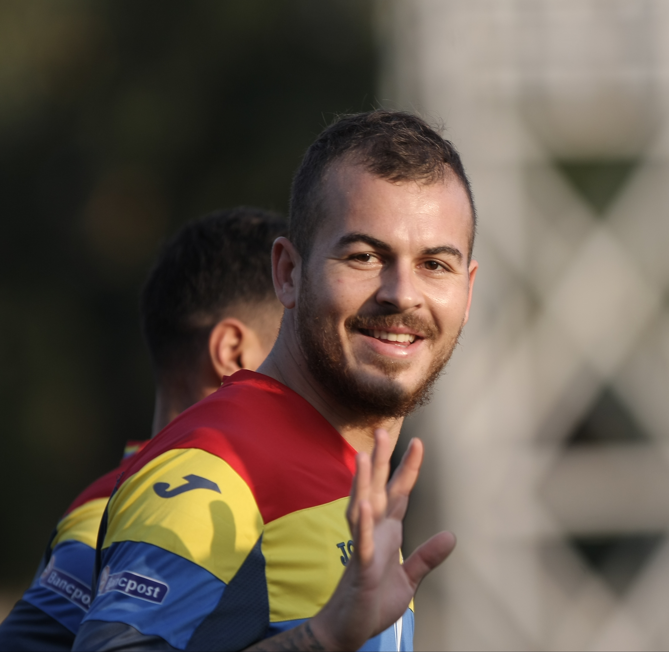 Armenia - România (sâmbătă, ora 19.00, TVR 1). Alibec, deranjat de criticile lui Bölöni: ”A exagerat!”. Atacantul dă sfoară-n țară: ”N-am iubită” / INTERVIU & GALERIE FOTO