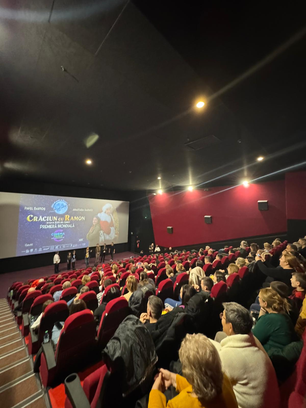 Câți români s-au uitat la proiecțiile speciale din Oradea ale filmului „Crăciun cu Ramon”. Succes uriaș pentru Pavel Bartoș în doar trei zile