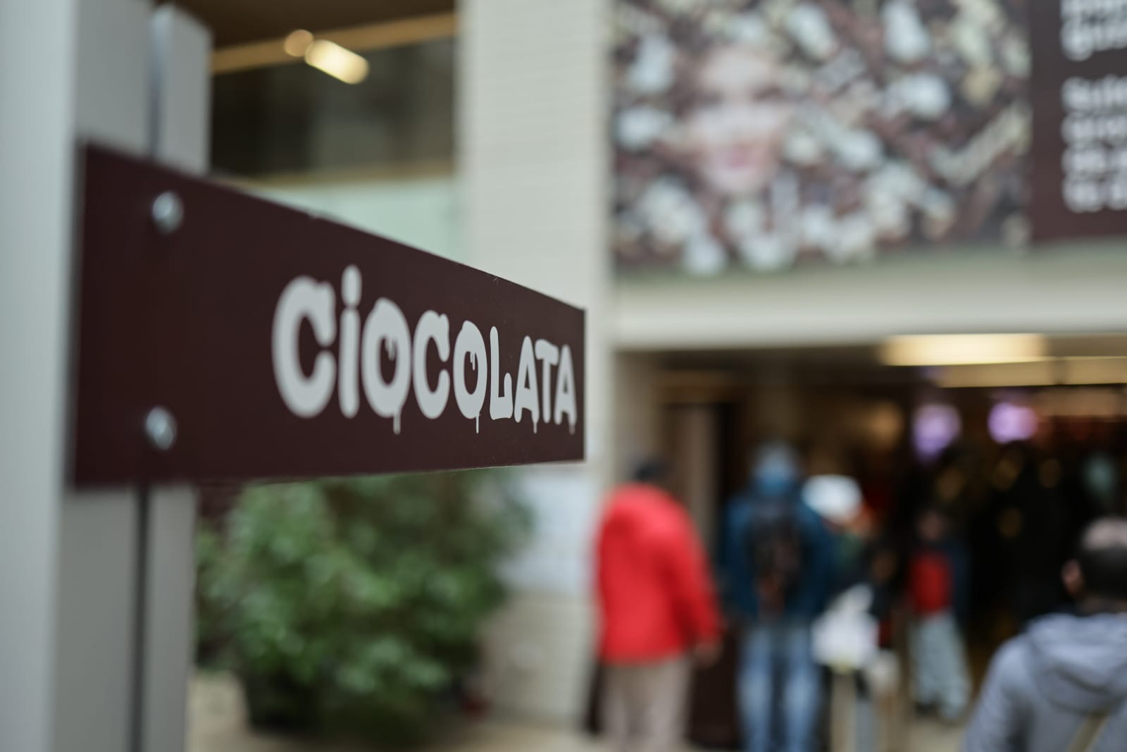 „Ciocolata lui Eminescu” și pralinele cu bere, vedetele festivalului Chocolate Saga, de la Biblioteca Națională