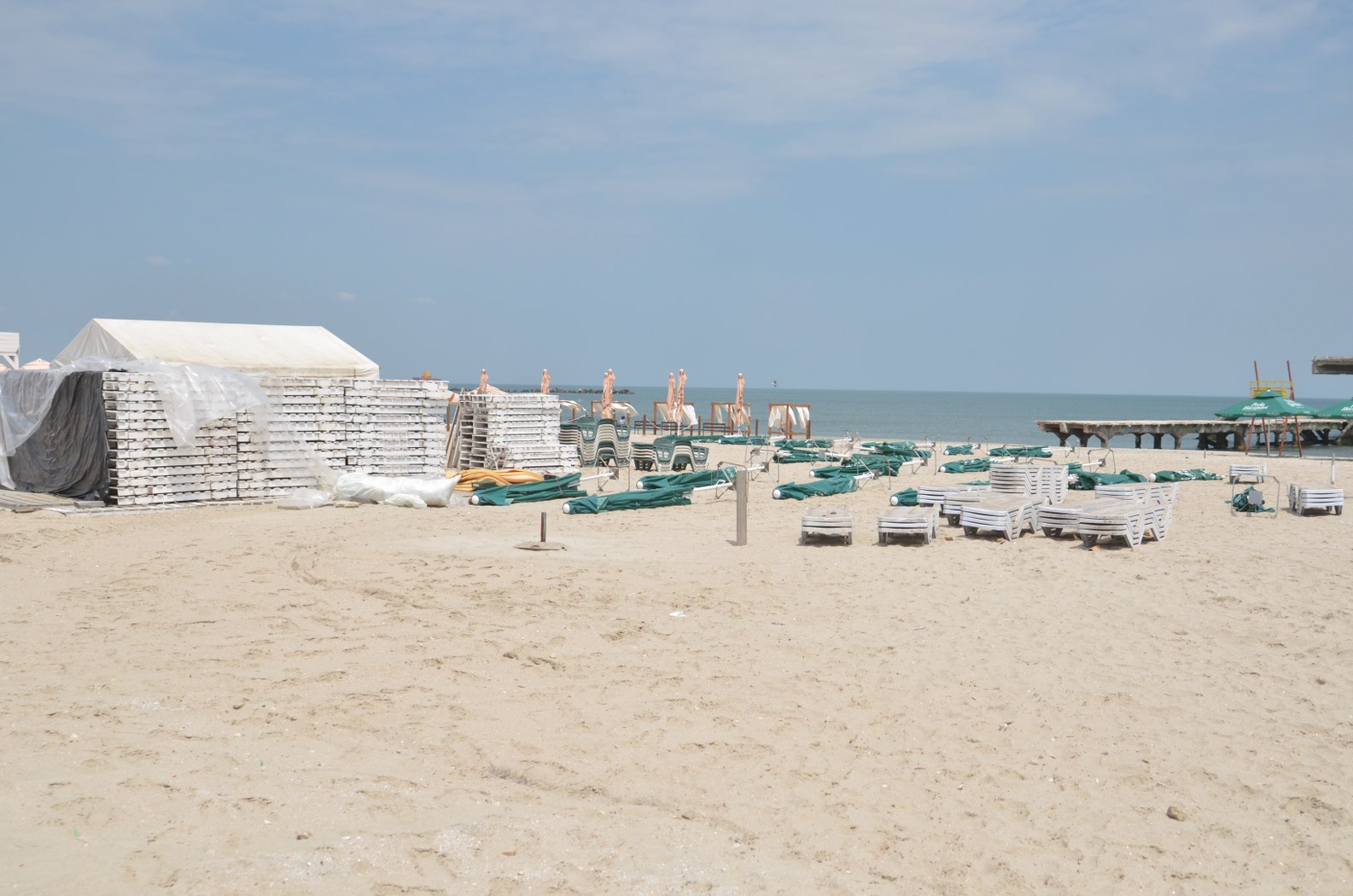 Asta, fiță de Mamaia! Cluburile nu deschid de Rusalii, pentru că sunt prea puțini turiști