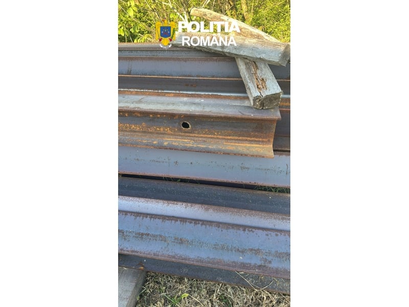 Spaniolii care modernizează calea ferată între Lugoj și Timișoara aduceau ziua șinele de tren, iar noaptea românii le furau