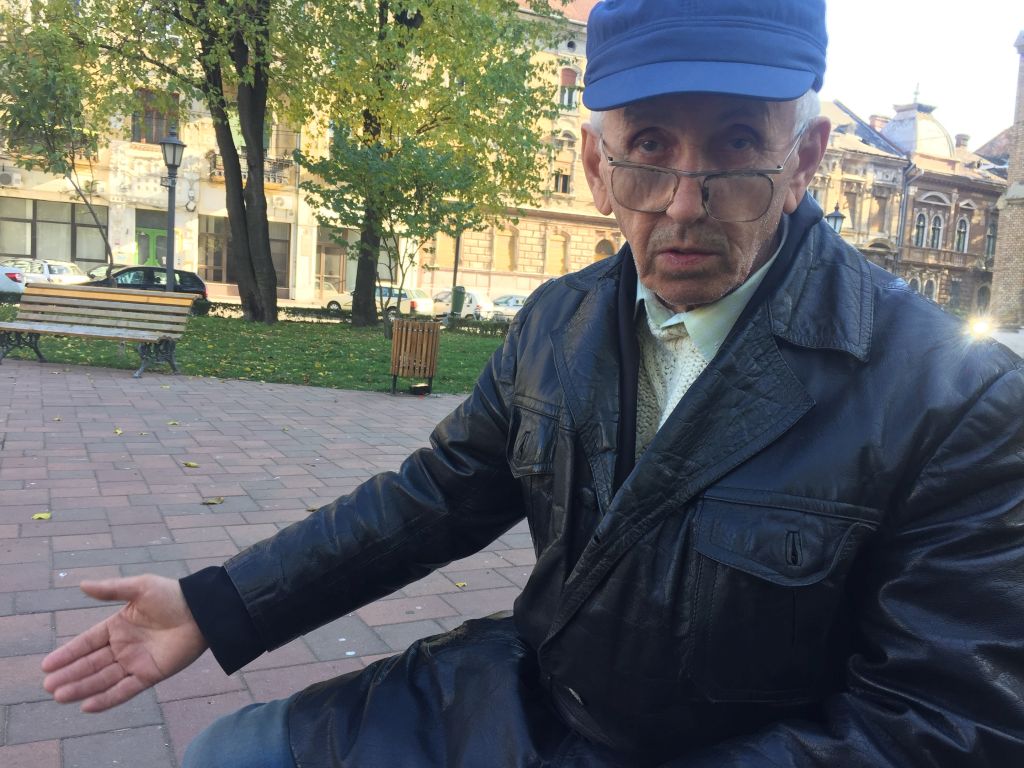 REPORTAJ / Drama unui fost profesor universitar din Timișoara. Bolnav de Parkinson, Vasile Solomeș a ajuns pe străzi, renegat de familie