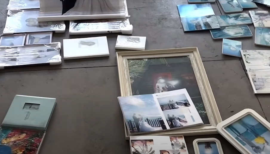 Un chinez distruge fotografiile de nuntă ale cuplurilor divorțate și le trimite clienților filmarea cu dovada: „Industria e dinamică”
