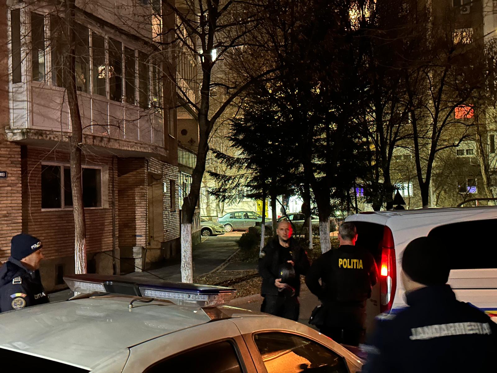 Un bărbat din Arad a găsit o grenadă în apartamentul abia cumpărat și toți vecinii au fost evacuați
