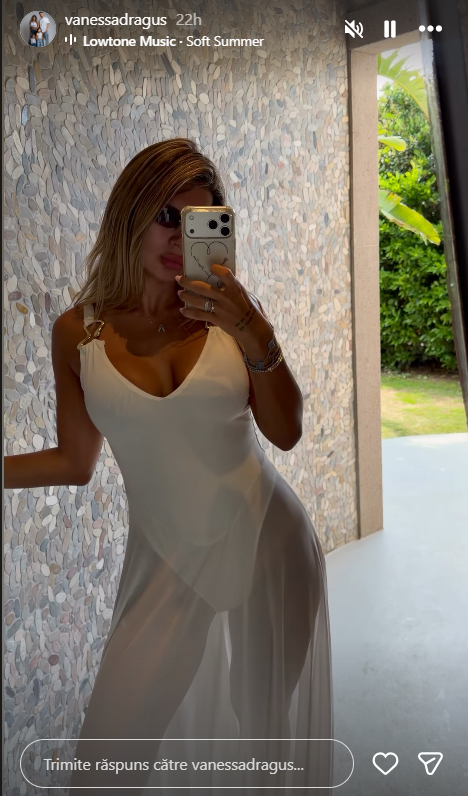 Imagini rare cu soțiile fotbaliștilor la plajă. Fetele au făcut senzație. Coman, Tănase și Drăguș, împreună în vacanță