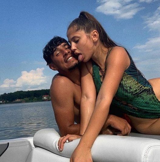 Imagini de senzație cu Florinel Coman și iubita sa, Ioana Timofeciuc. Cum s-au distrat cei doi în ziua în care FCSB avea meci cu Gaz Metan