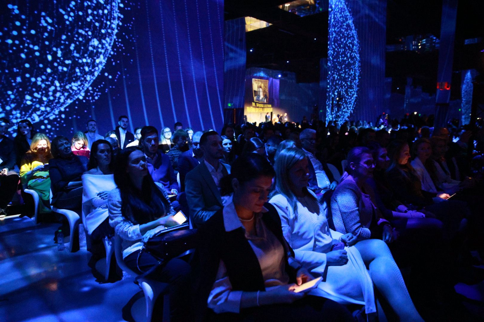 „Îmi propun să-l concurez pe Dr. Google!” 500 de invitați la Gala Doctorului Digital 2026, unde a fost onorată excelența în medicina românească