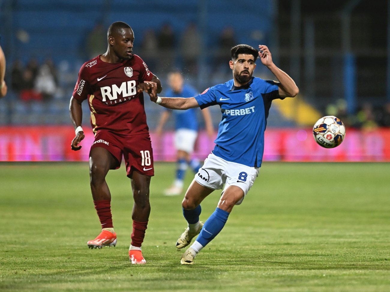 Kader Keita de la Rapid a fost reținut 24 de ore după ce a lovit cu mașina o femeie și a fugit de la locul accidentului