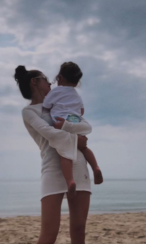 Ce a apărut pe pagina de Instagram a lui Theo Rose la un an de la nunta cu Anghel Damian
