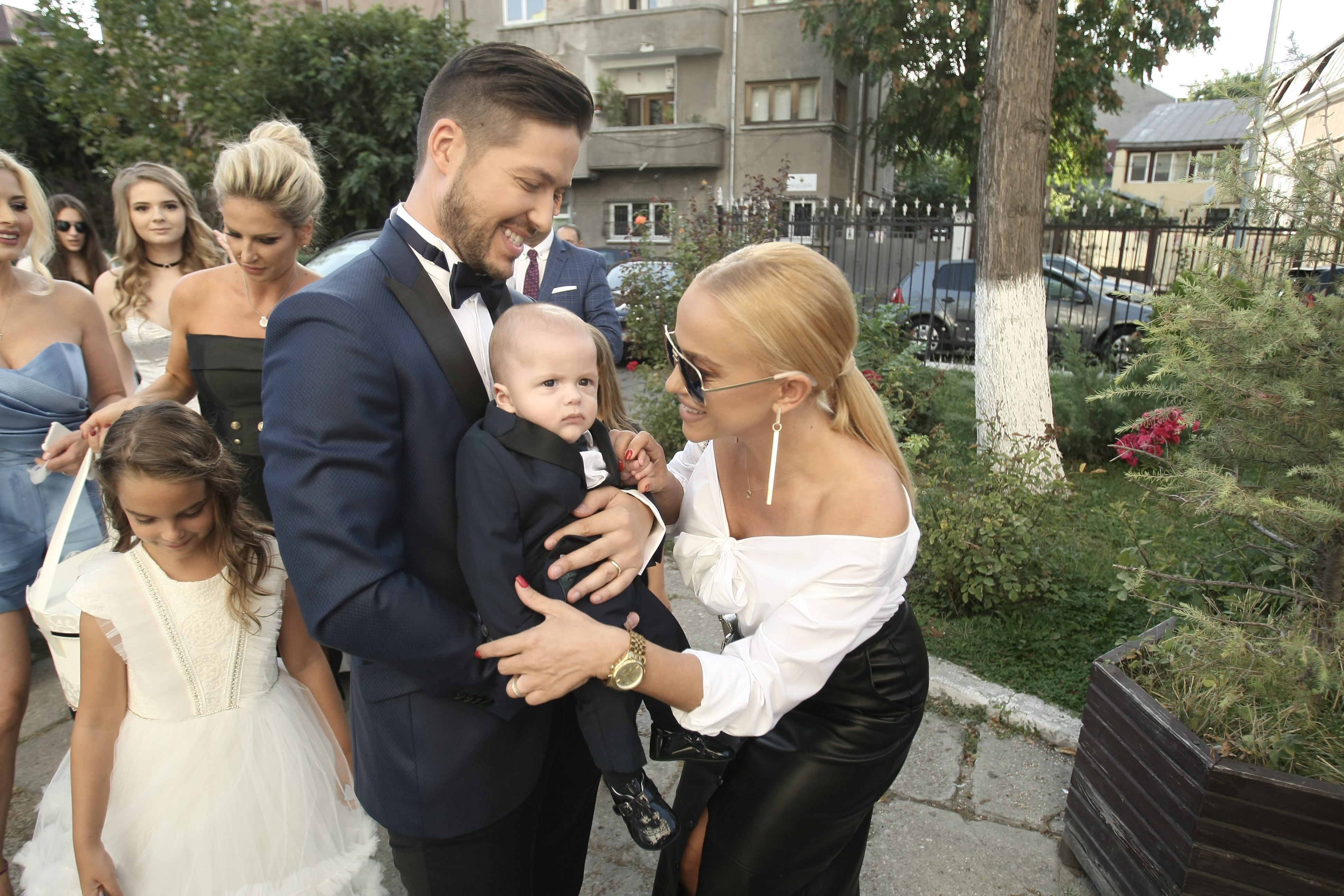 FOTO EXCLUSIV | Cum s-a afișat Anda Adam la botezul băiețelului lui Jorge. A atras toate privirile