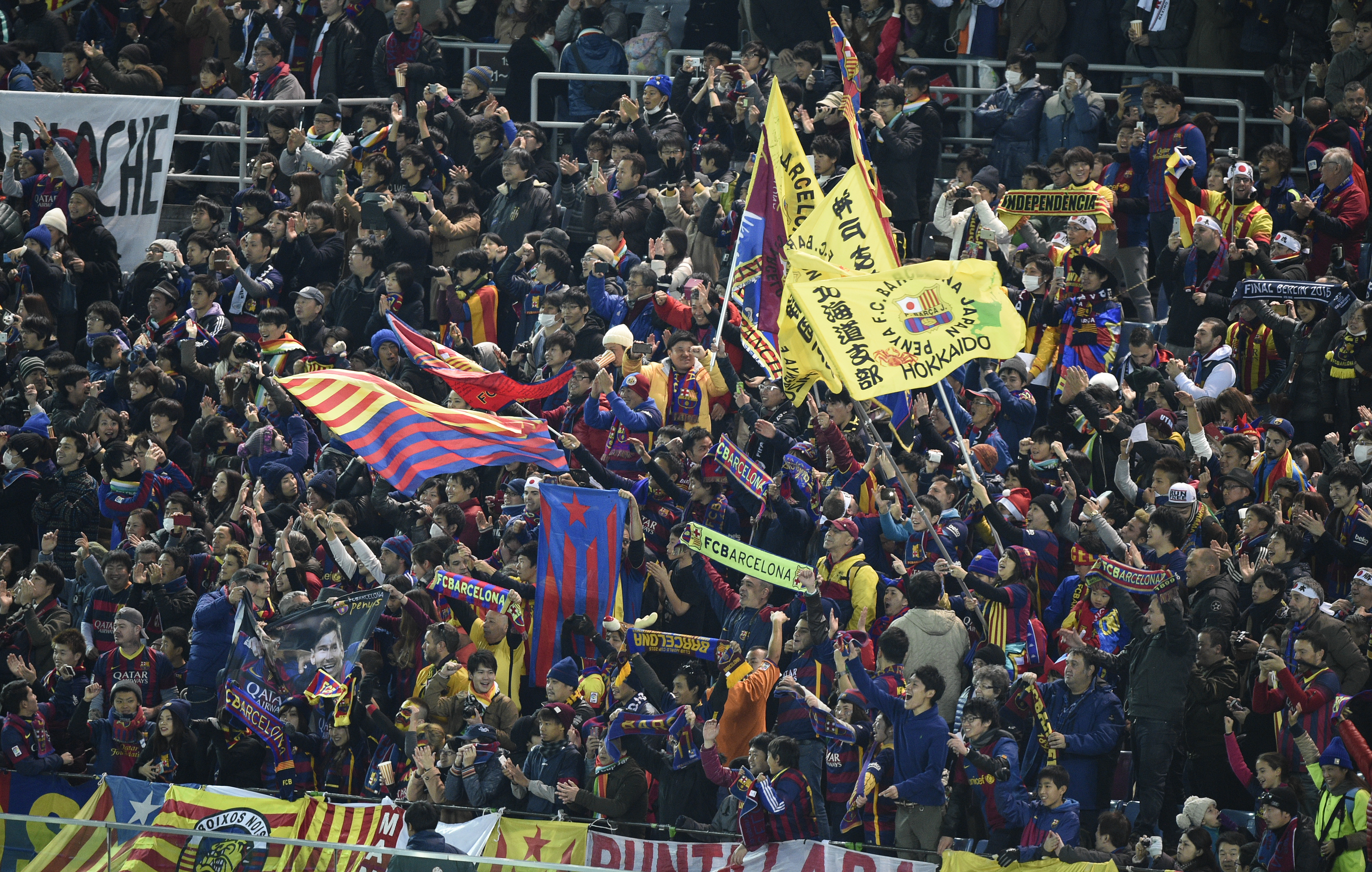 River Plate - Barcelona 0-3. ^Extratereștrii au câștigat a treia oară Mondialul cluburilor. Messi și Suarez au decis finala  / FOTO&VIDEO