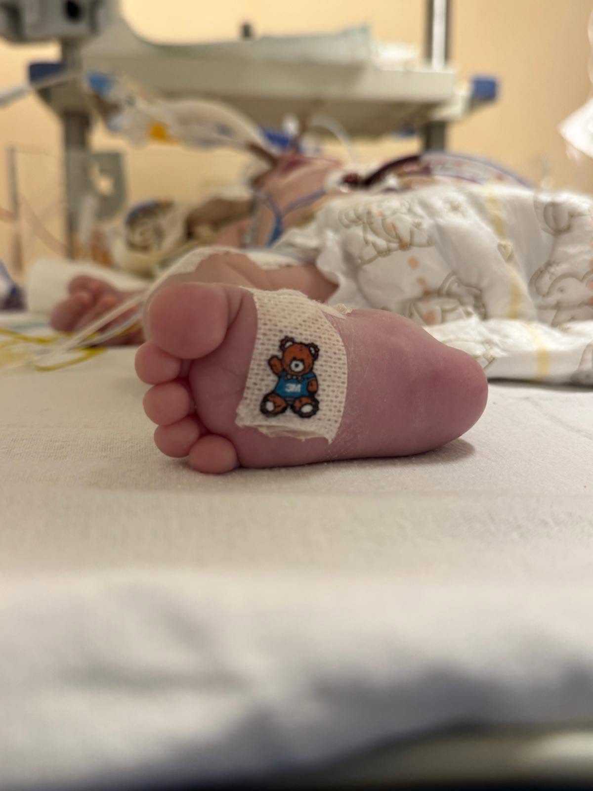 „Mi-e groază”. Strigătul medicului Cătălin Cîrstoveanu din secția de ATI de la Marie Curie, care rămâne fără asistente: „Copiii bolnavi din România nu au unde să se ducă”