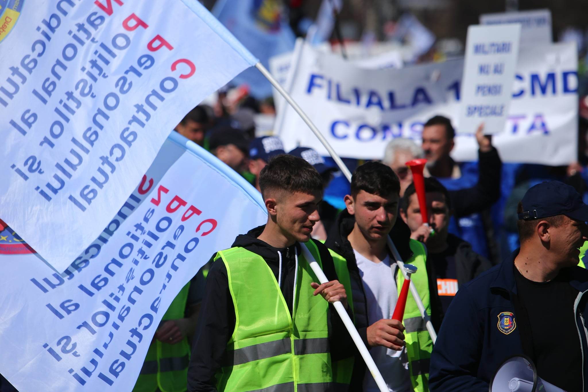 Protest al polițiștilor în fața Guvernului. Au cerut excluderea rezerviștilor din PNRR şi din pensiile speciale