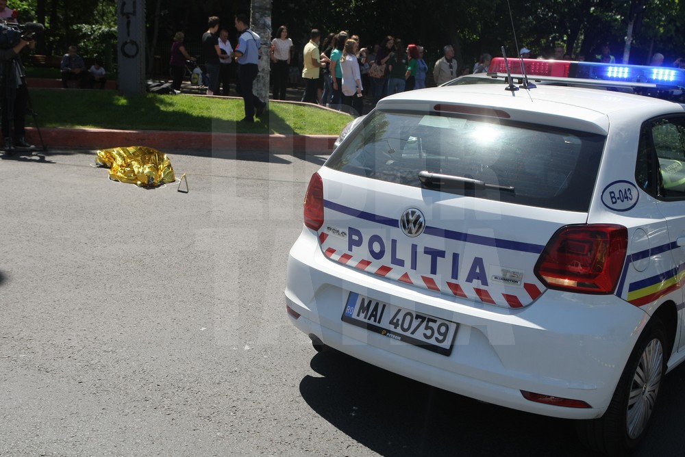 Cum intervin polițiștii în cazul unui accident rutier. Simularea, desfășurată într-o intersecție din București / VIDEO&FOTO