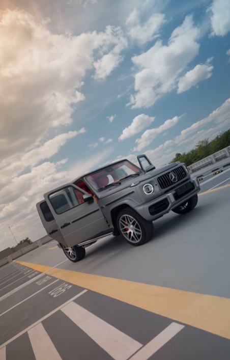 Imagini cu noua mașină a Adelinei Pestrițu. Și-a cumpărat un Mercedes G Class, bolid care valorează peste 200.000 de euro