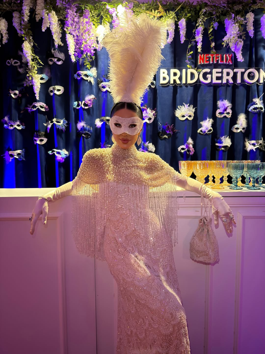Imagini cu vedetele la Balul Mascat Bridgerton. Adelina Pestrițu și Nicole Cherry au atras atenția cu ținutele spectaculoase