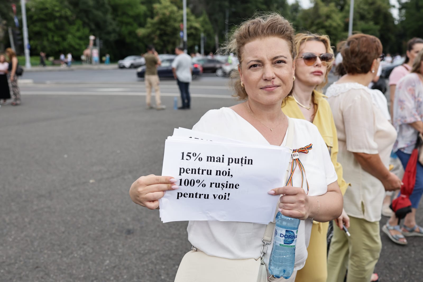 2.000 de angajați din APIA, AFIR și MIPE veniți din toată țara protestează în Piața Victoriei: „Spor tăiat, respect furat”