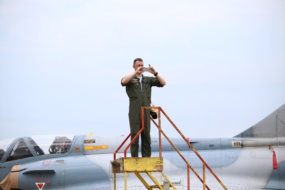 UPDATE. Programul BIAS 2018. Ce se întâmplă la show-ul aviatic cu 150 de aeronave şi peste 100 de piloţi şi paraşutişti din 13 ţări / FOTO&VIDEO