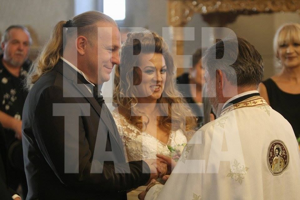 FOTO EXCLUSIV | Vali Crăciunescu, mire. Cum au arătat artistul și soția sa în ziua nunții