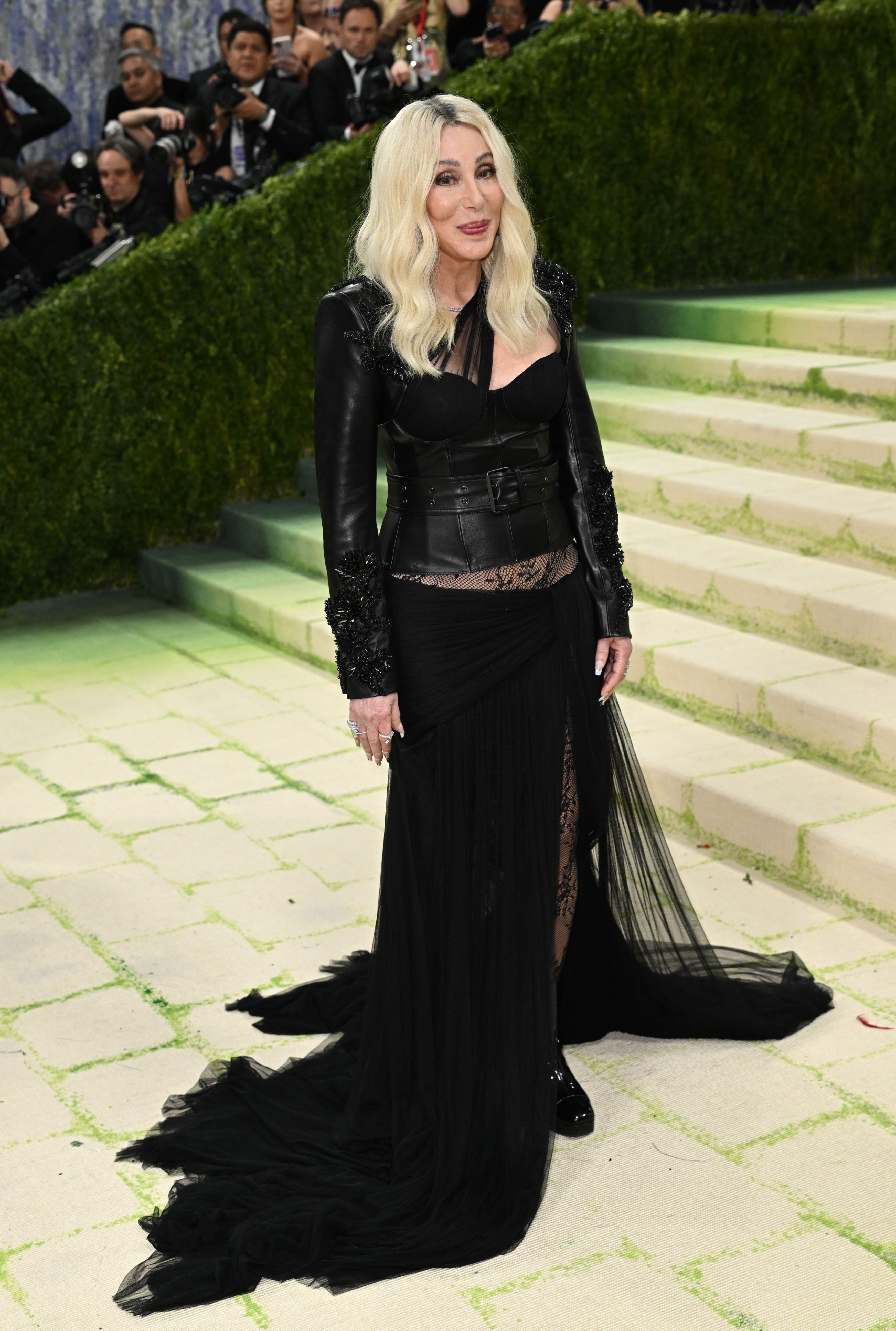 Vedete pe „covorul pietruit” la Met Gala 2026. De la rochii impresionante la alegeri controversate