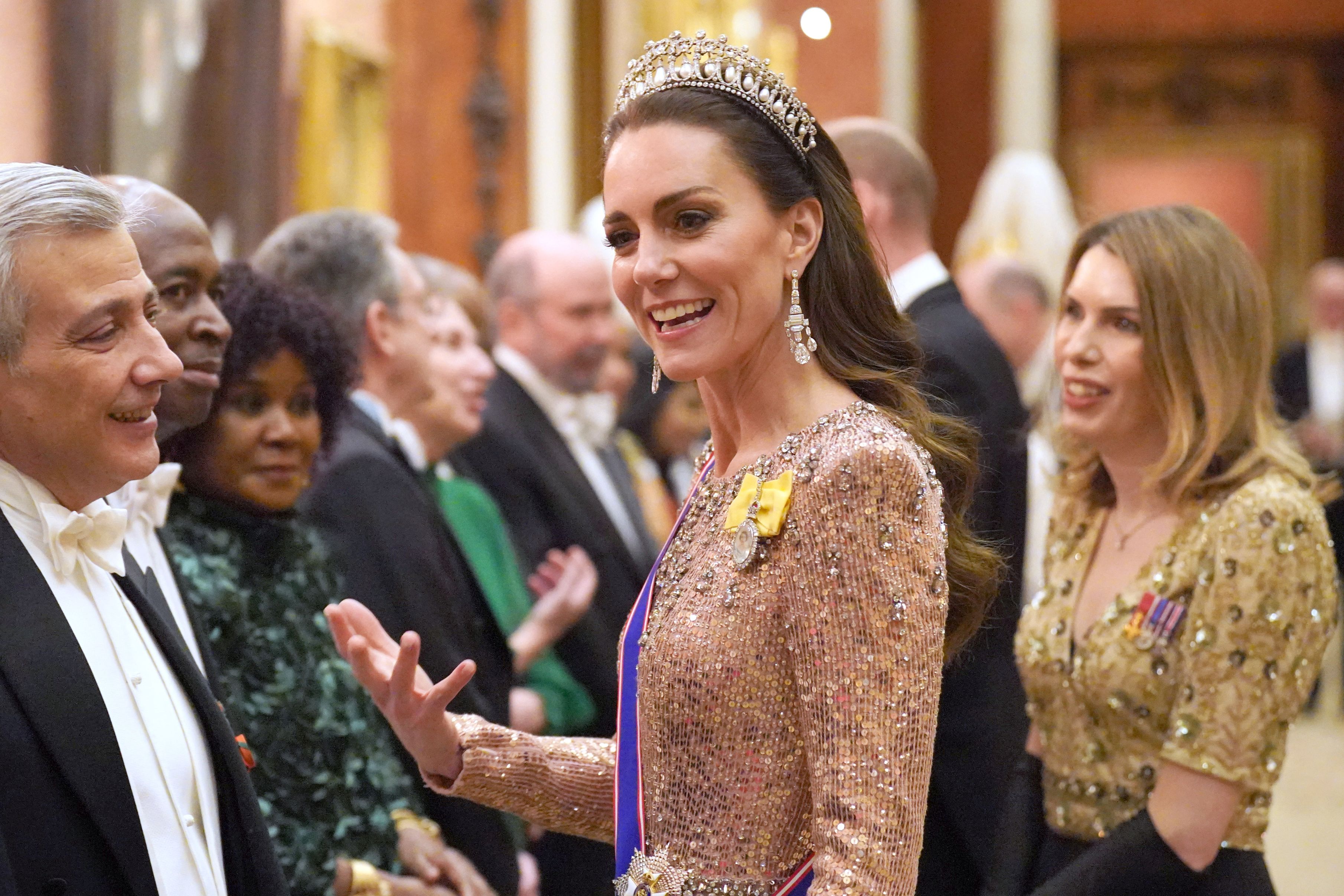 Kate Middleton are cancer. Prințesa de Wales a anunțat diagnosticul, „un șoc uriaș”, într-un mesaj VIDEO