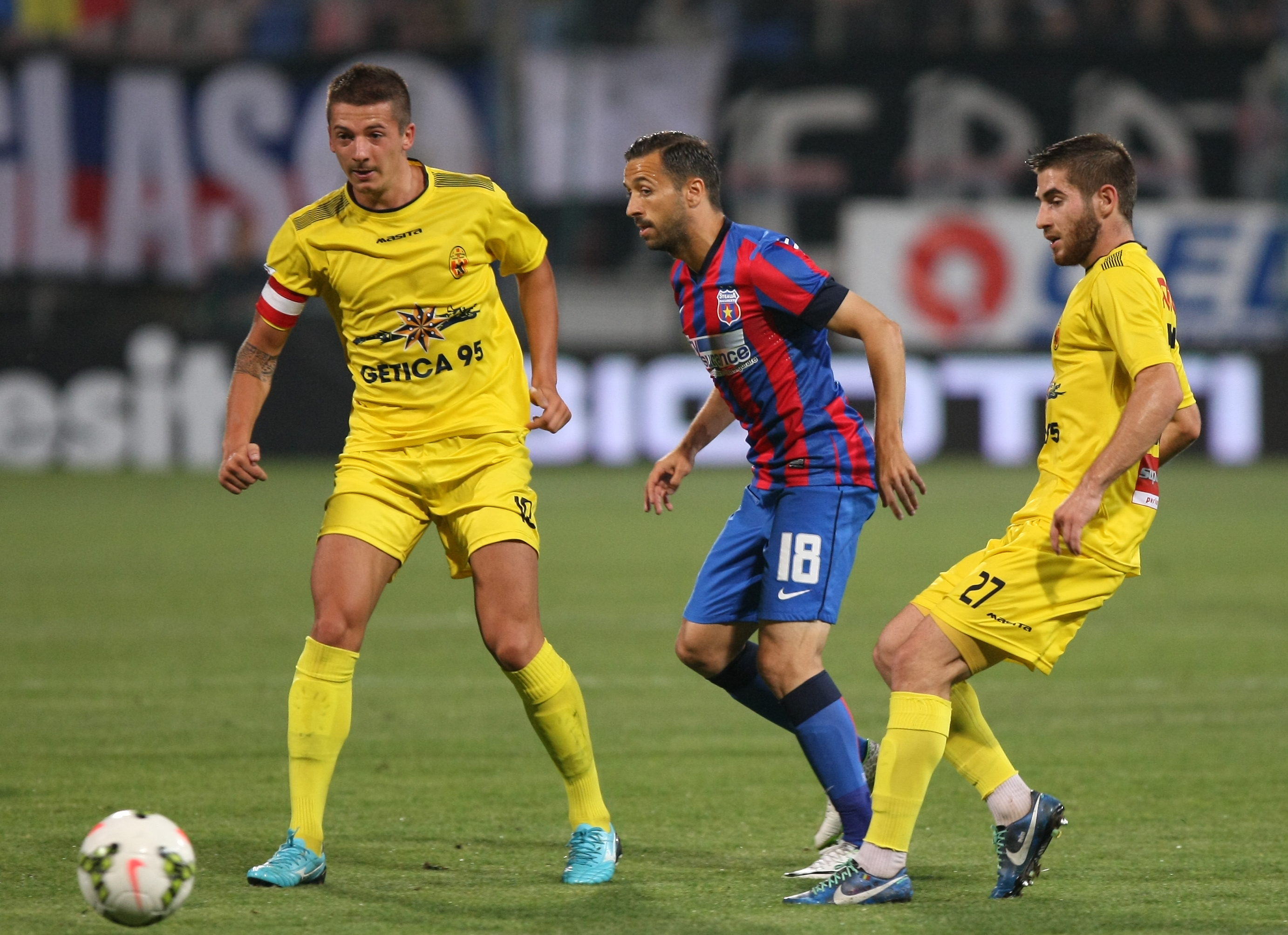 VIDEO&GALERIE FOTO / LIGA I: Steaua - Ceahlăul 0-1. Şocul campionatului!