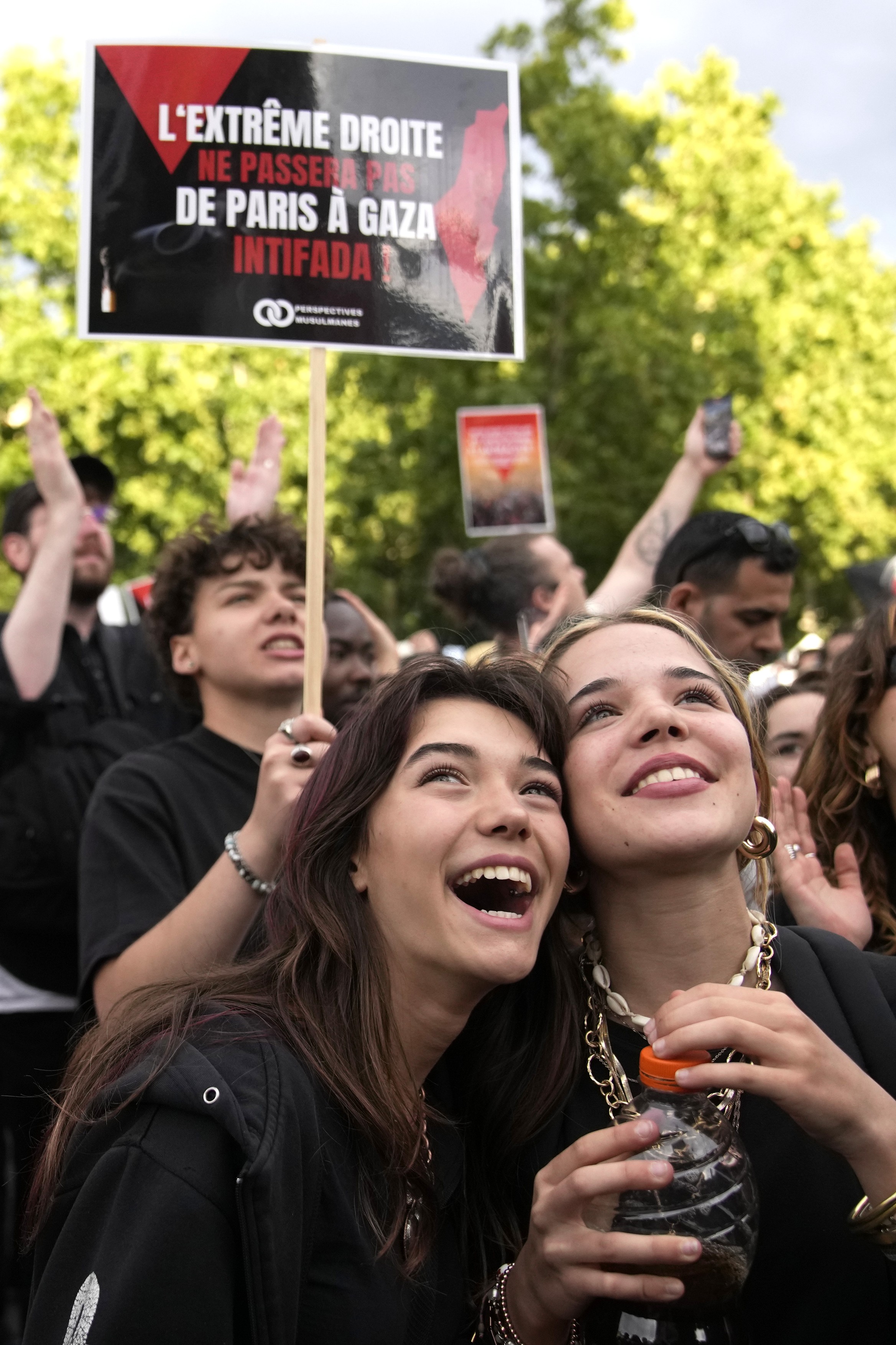 LIVETEXT Alegeri parlamentare în Franța. Stânga, victorie surprinzătoare. Alianța lui Macron, pe locul 2. Premierul Gabriel Attal anunță că va demisiona. Rezultate finale