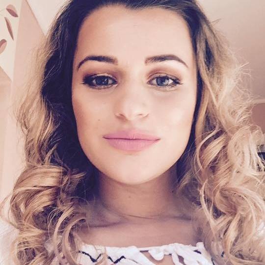 Alexandra Tănase, polițista care e șef de post în Vrancea, la doar 23 de ani. "E aproape un copil"