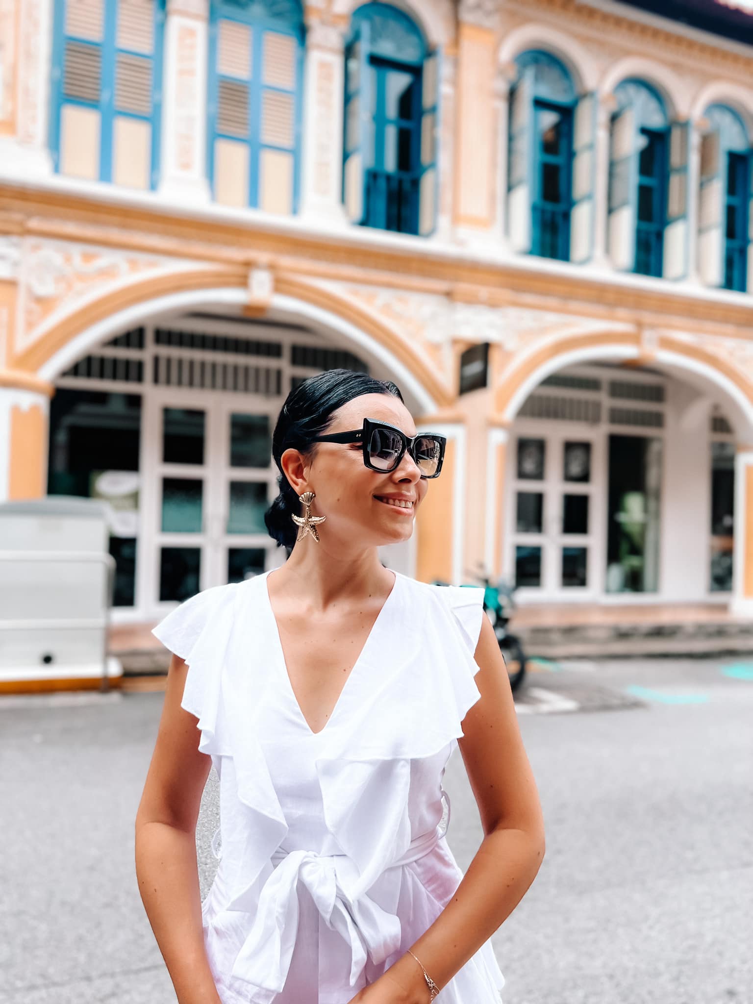 Ce a descoperit Corina Caragea în Singapore, unde s-a cazat într-o „debara”: „Te costă foarte scump dacă te conectezi la rețeaua cuiva de internet”