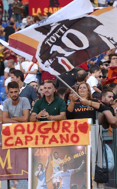 Legenda vie a Romei: Francesco Totti - 21 de ani sub culorile giallorosso!