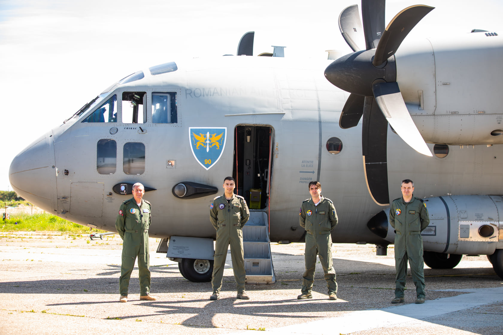 Cei doi răniţi în explozia de la Petromidia au fost transferaţi la o clinică din Germania cu o aeronavă militară